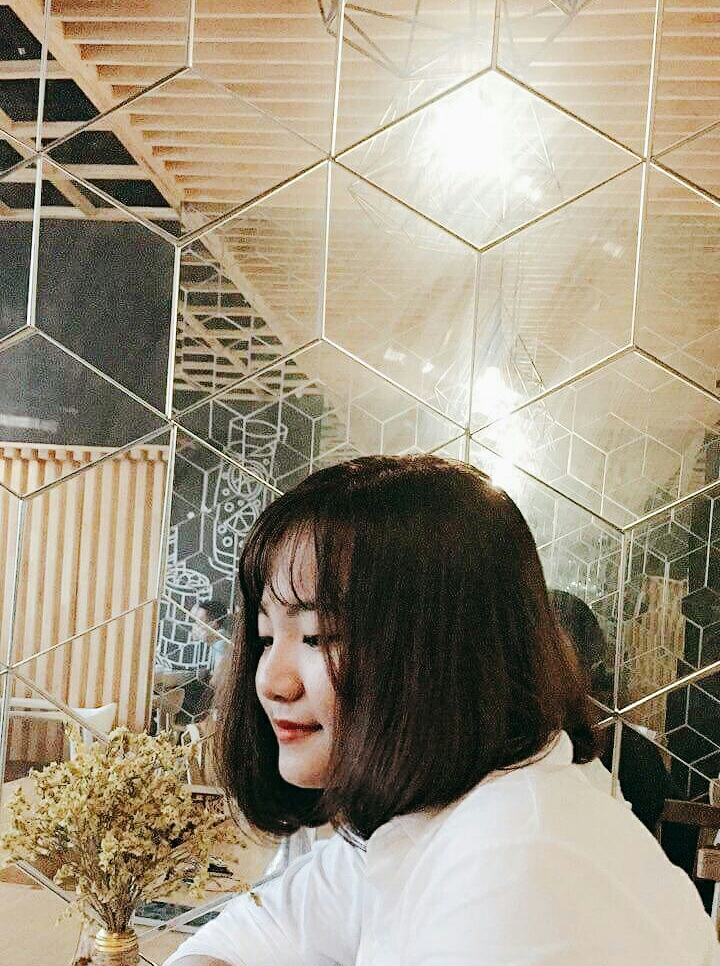 Trương Thị Thúy Hằng